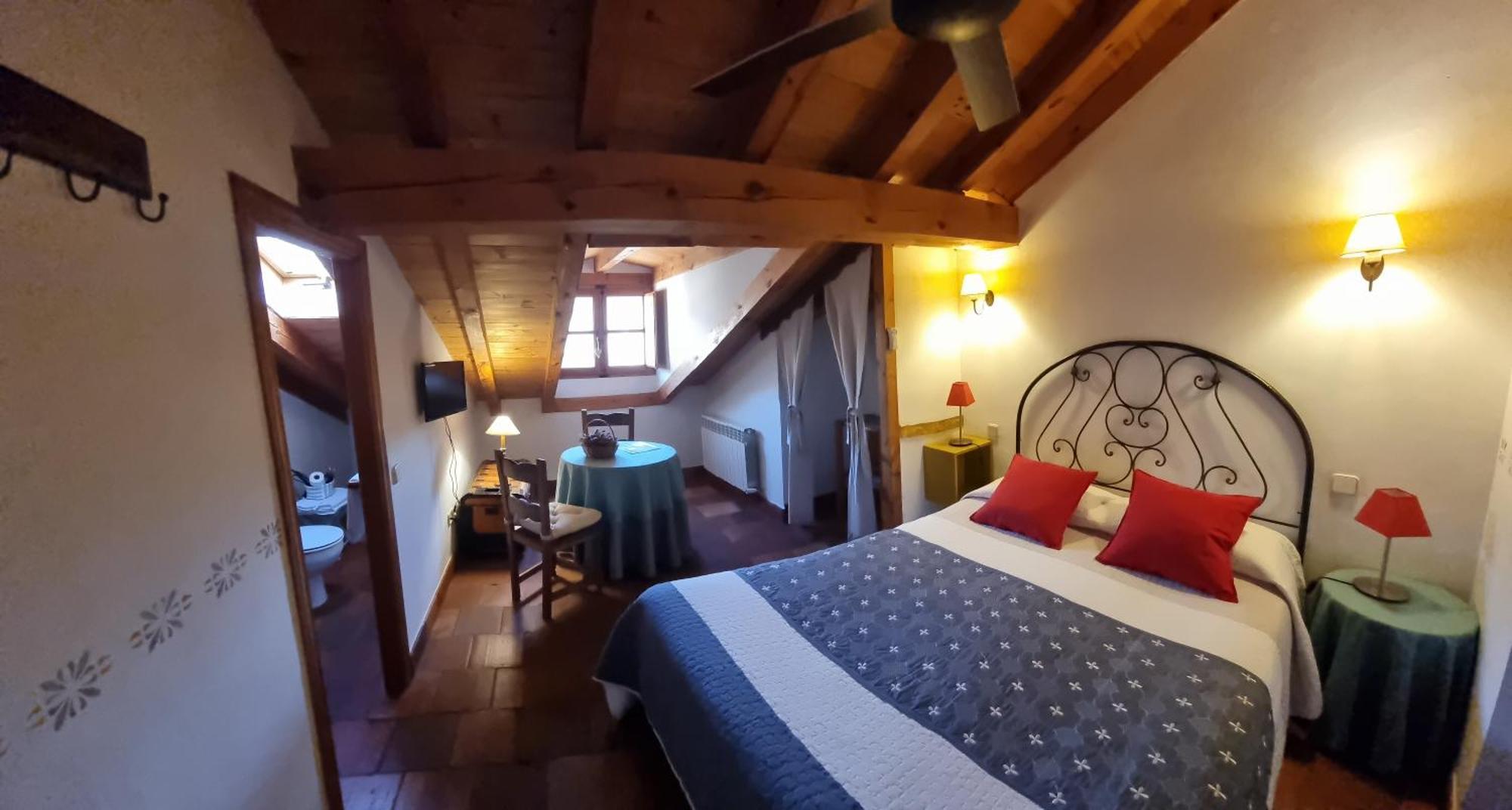 Hotel Rural El Adarve Ayllón Buitenkant foto